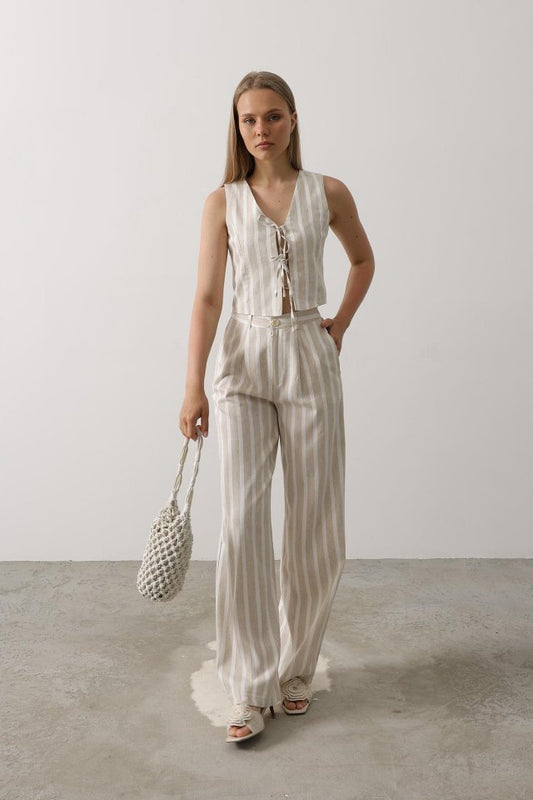 Çizgili Yelek Takım - Beyaz-Taş