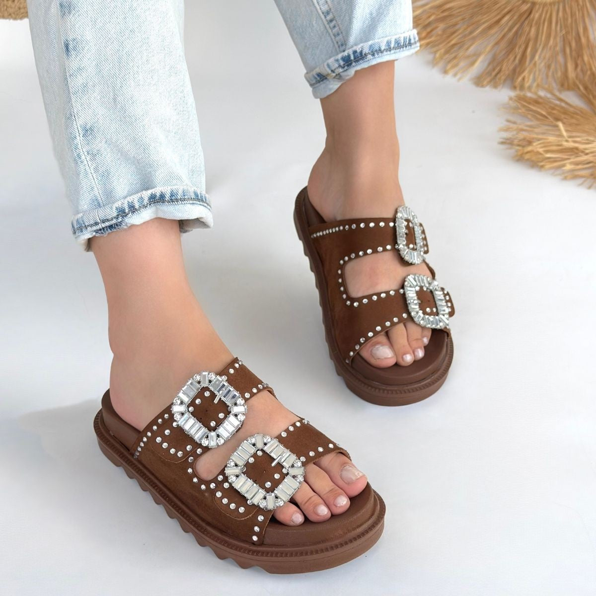 Juana Taba Nubuk Taşlı Terlik