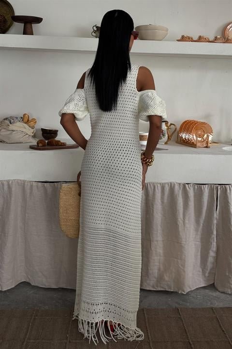 Omuz Detaylı Etek Ücü Püsküllü Triko Elbise 2862