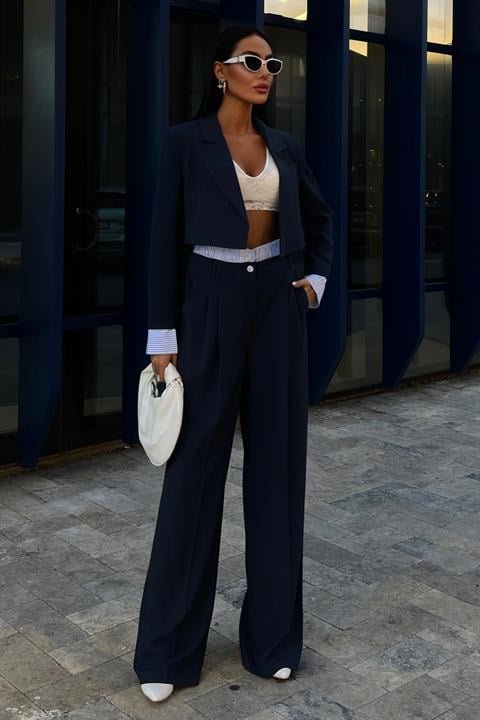 Garni Detaylı Crop Ceketli Takım 10075