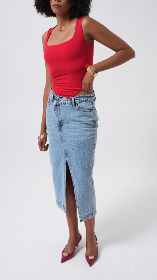 Kare Yaka Kalın Askılı Bodysuit