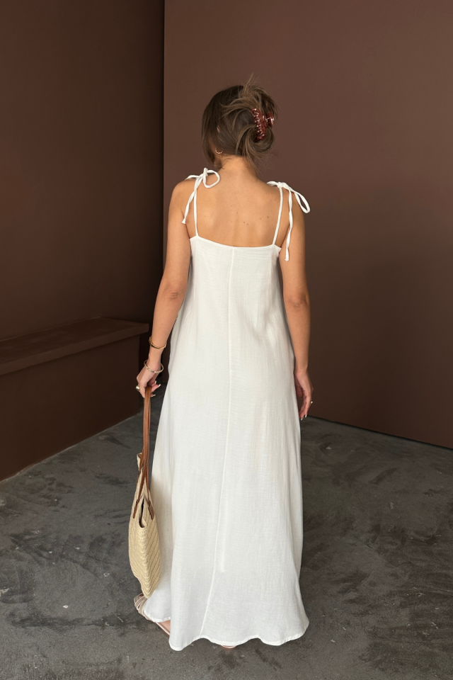 ASKILI UZUN SALAŞ MÜSLİN ELBİSE - Beyaz