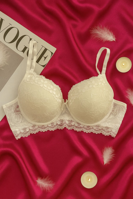 Beyaz Dantel Detaylı Push Up Sütyen Takımı