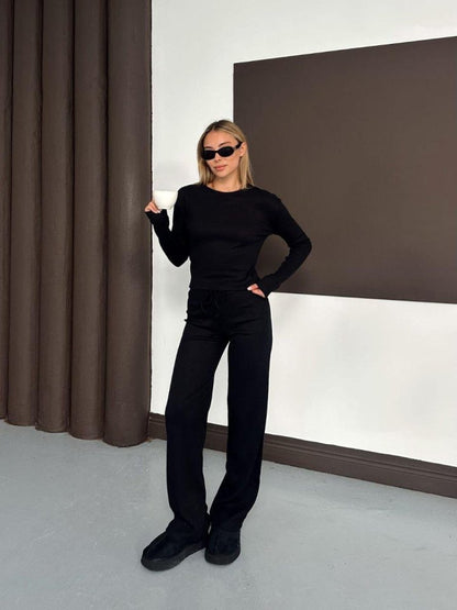 Kadın Bisiklet Yaka Parmak Geçme Detay Uzun Kollu Bluz Ve Pantolon Ikili Takım