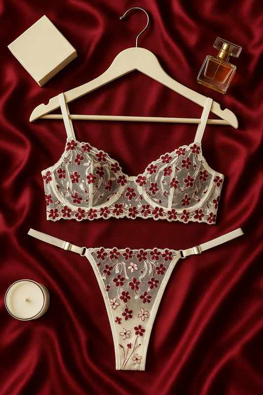 Dantel İşlemeli Transparan Çiçek Desenli Bralet ve String Takım