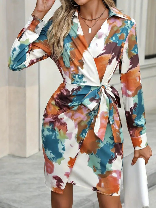 Kadın Uzun Kollu Yakalı Yandan Bağlamalı Mini Desenli Modal Elbise