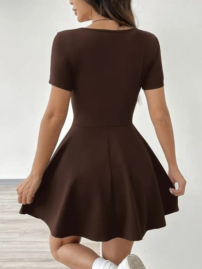 Kadın Kısa Kollu Kare Yaka Short Detaylı Cepli Dalgıç Elbise