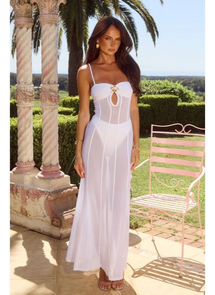 Kadın File Ve Sendy Kumaş Broş Detaylı Transparan Pareo