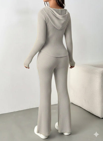 Kadın Uzun Kollu Kapşonlu önden Fermuarlı Kaşkorse Bluz Ve Pantolon Ikili Takım