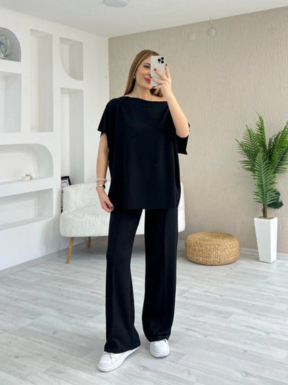 Kadın Kısa Kollu Kayık Yakalı Dikiş Izi Detaylı Viskon Iki Iplik Bluz Ve Pantolon Ikili Takım