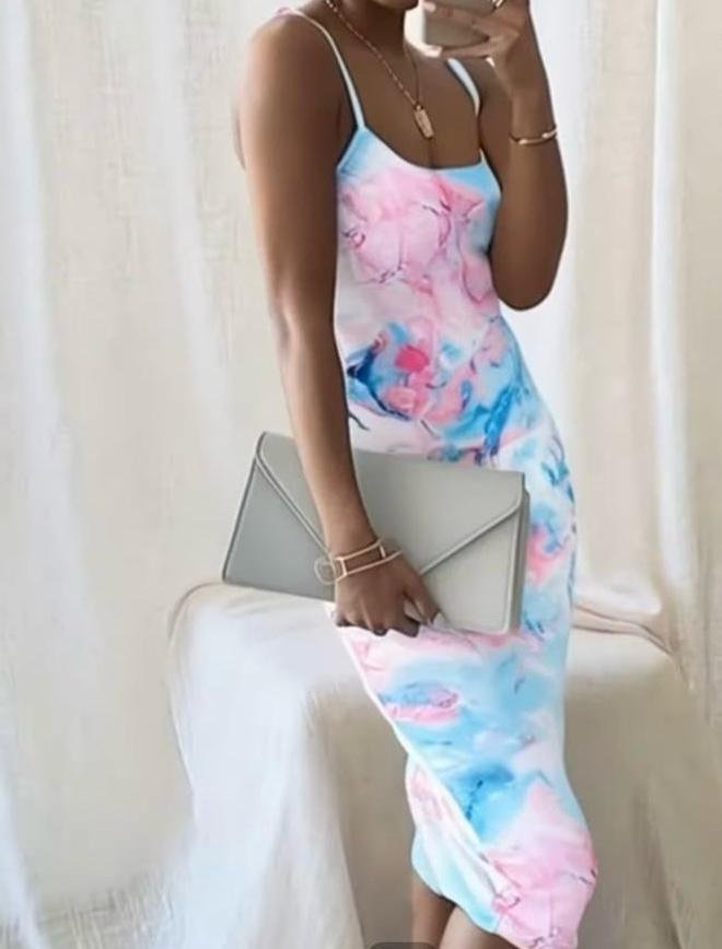 Kadın Omuz Askılı Dijital Baskılı Midi Boy Elbise