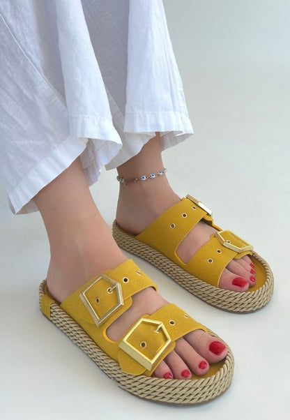Loera Sarı Nubuk Çift Tokalı Terlik